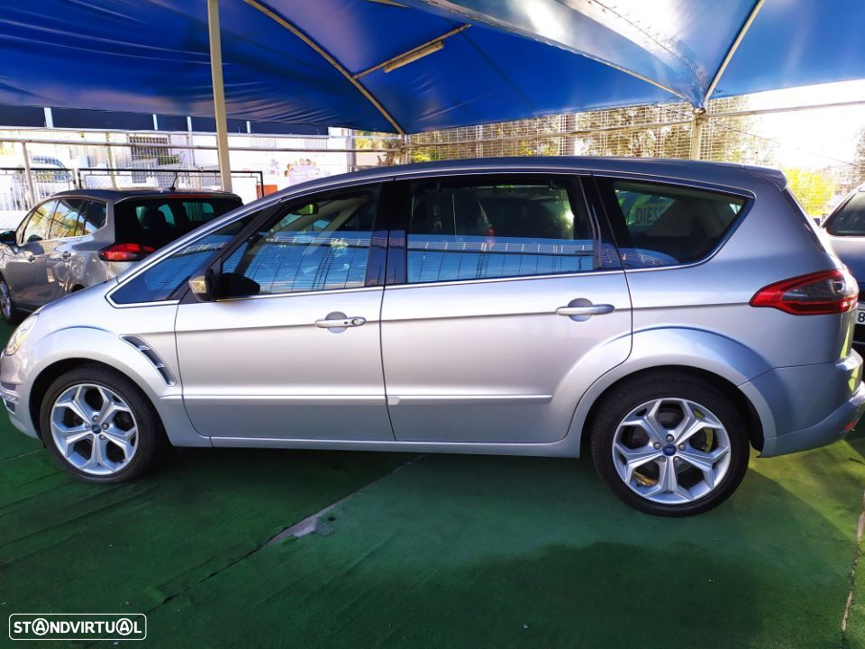 Ford S-Max 2.0 TDCi Titanium 7L 143g - 7