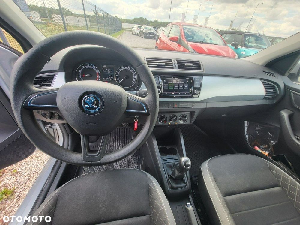 Skoda Fabia - 15