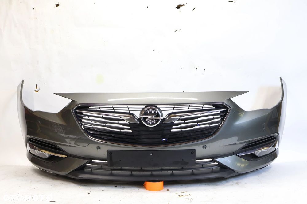 Opel Insignia B zderzak przód 39136417