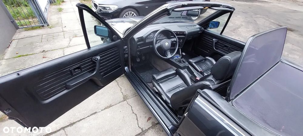 BMW Seria 3 320i - 2