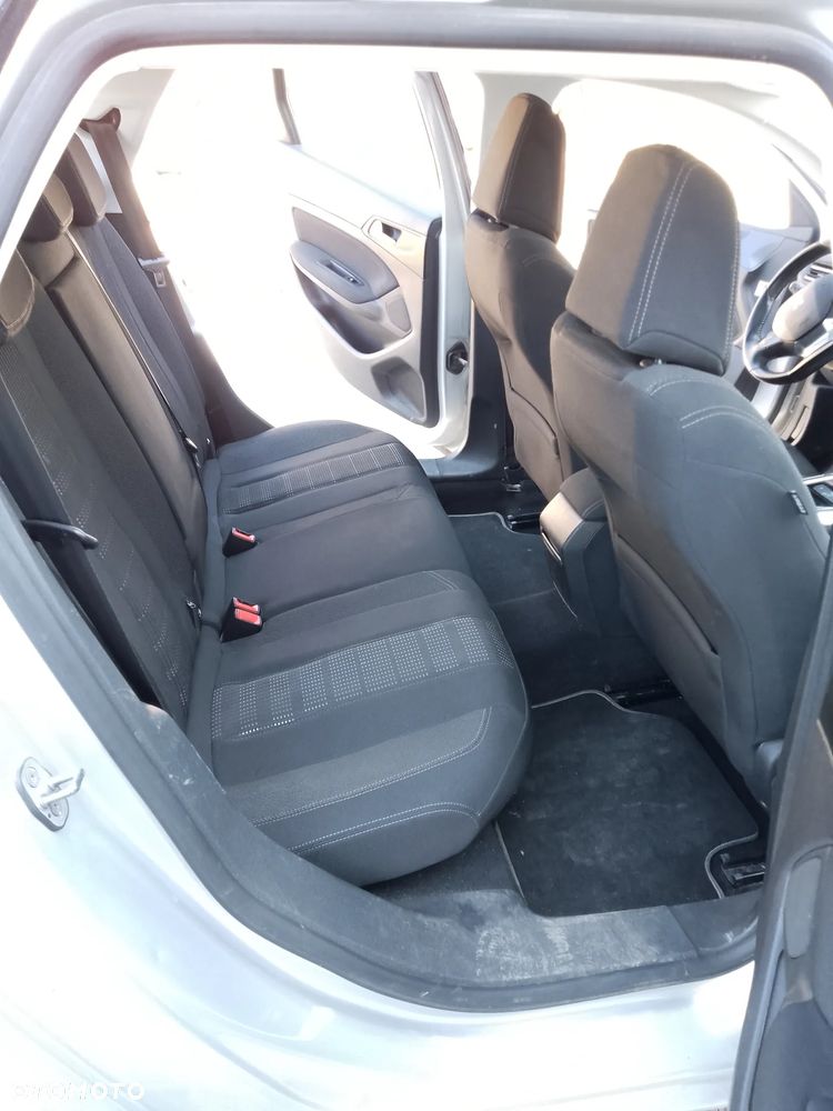 Peugeot 308 - 8