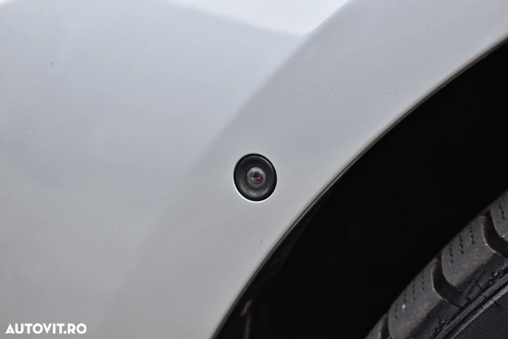 BMW Seria 3 320d Aut. Luxury Line - 18