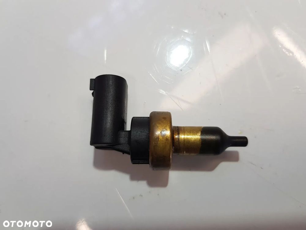 Czujnik temperatury płynu chłodzącego wody Mercedes 4.0 V8 BiTurbo C63 AMG M177980 W176 W172 W204 W246 W177 W190 X290 W2 - 2