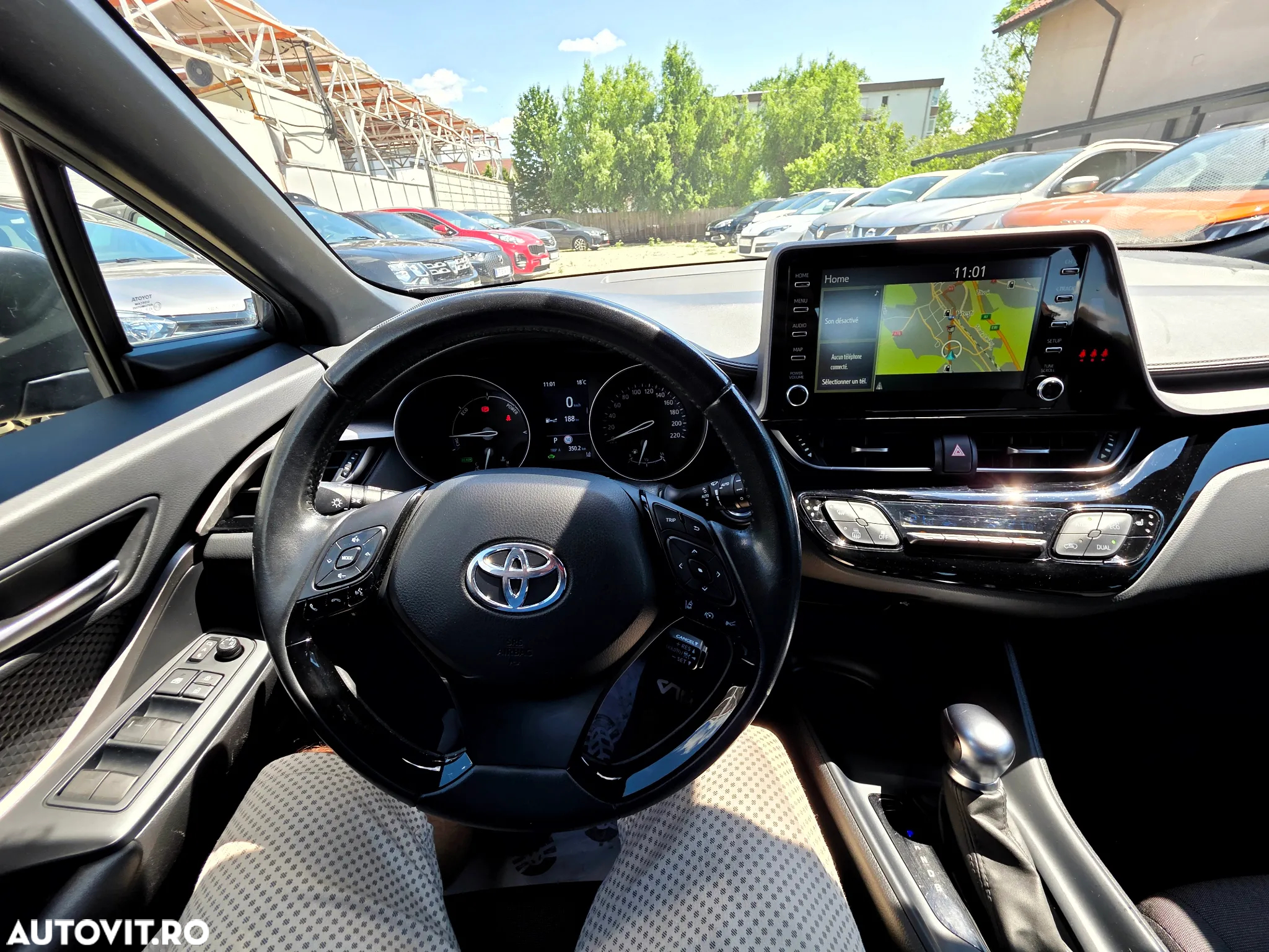 Toyota C-HR 1.8 HSD 4x2 CVT C-lassy LED - 25
