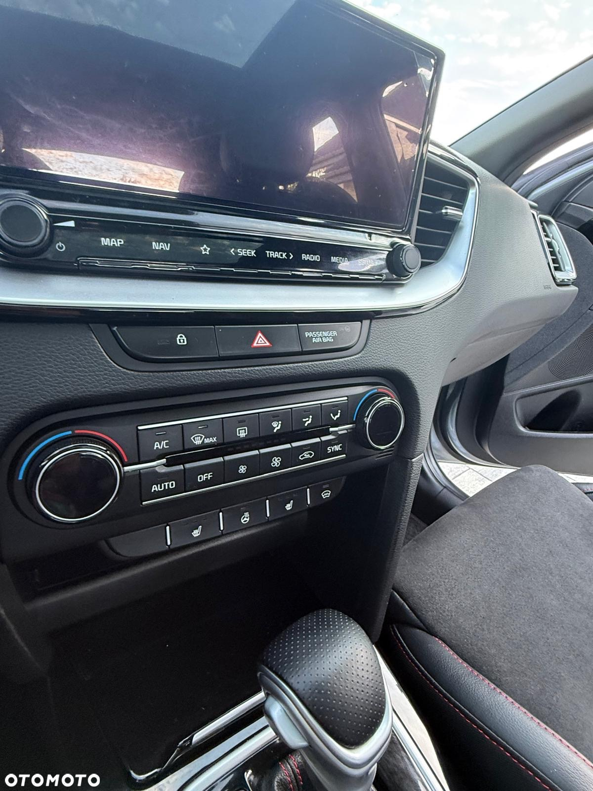 Kia ProCeed 1.6 T-GDI GT DCT - 23