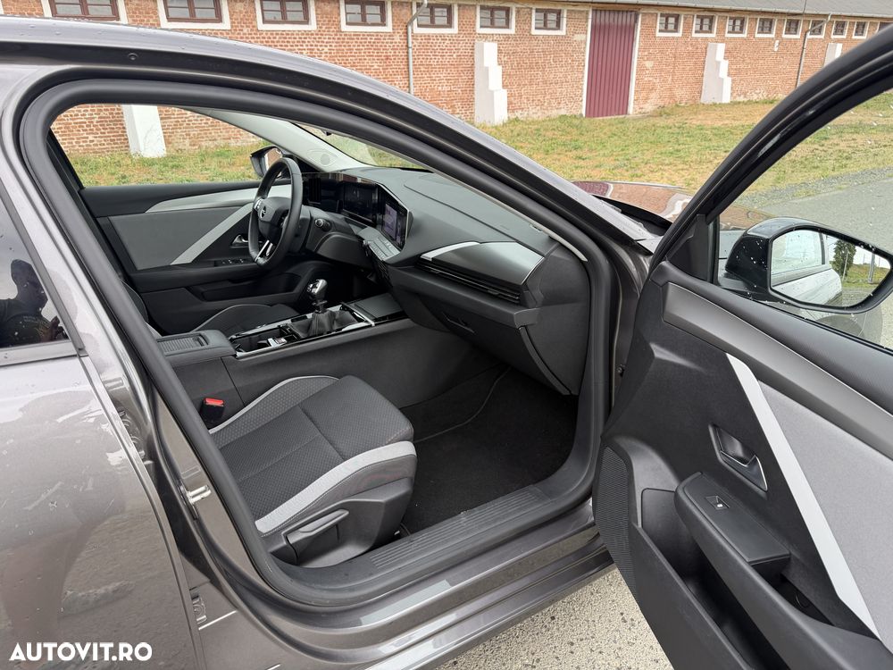 Opel Astra 1.2 Turbo Edition - 24