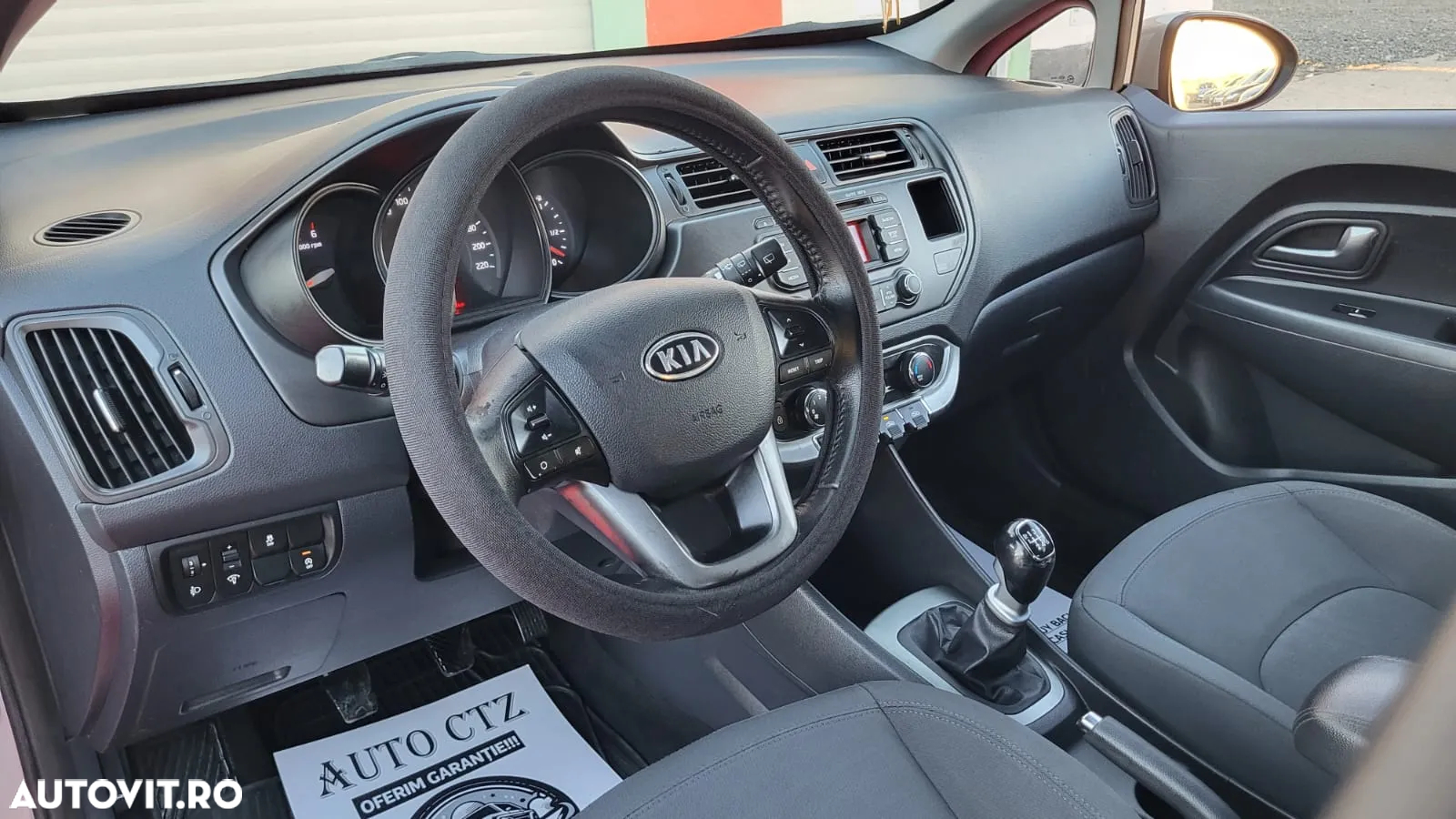 Kia Rio - 10