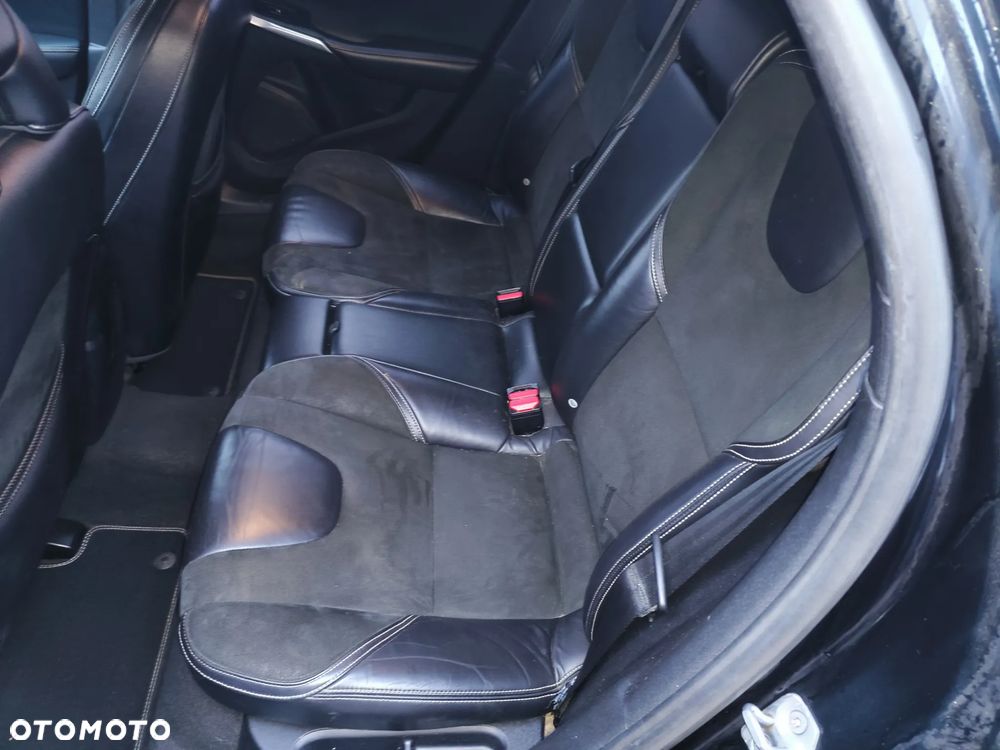 Volvo V40 D4 Drive-E R-Design Summum - 7