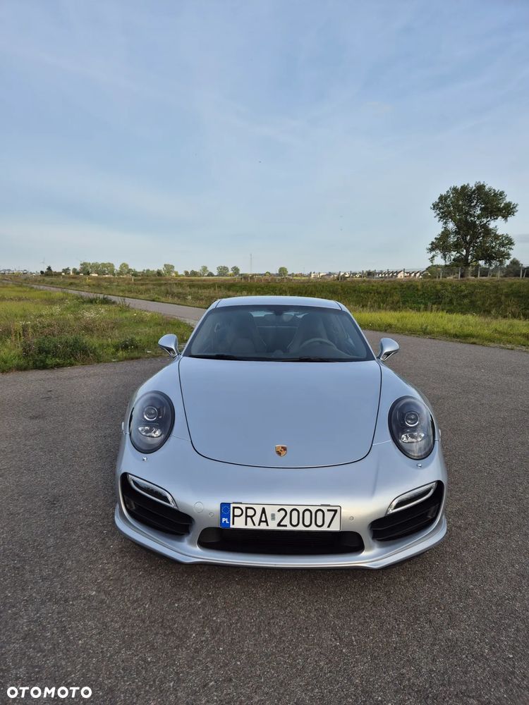 Porsche 911 Turbo - 7