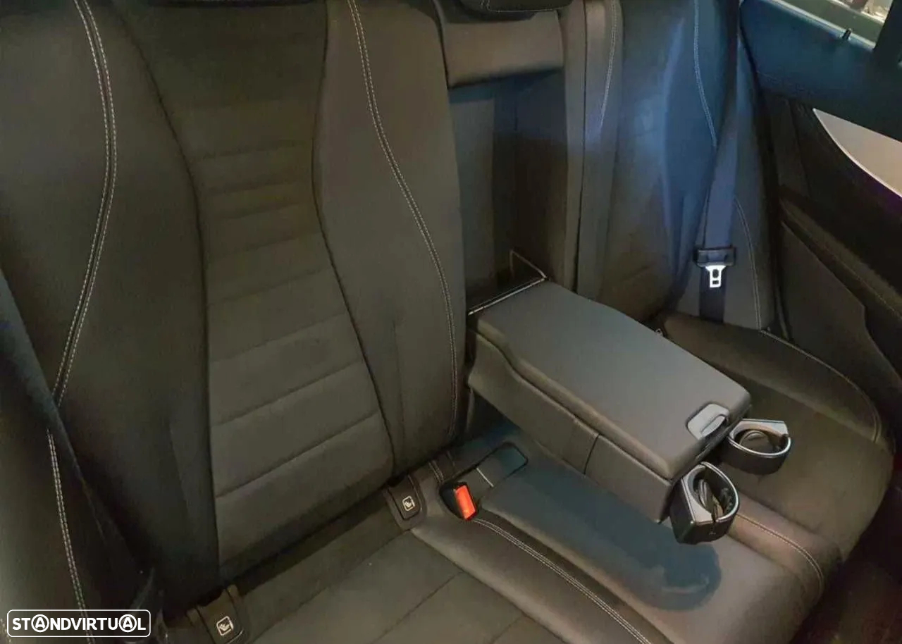 Mercedes-Benz E 300 de AMG Line - 14