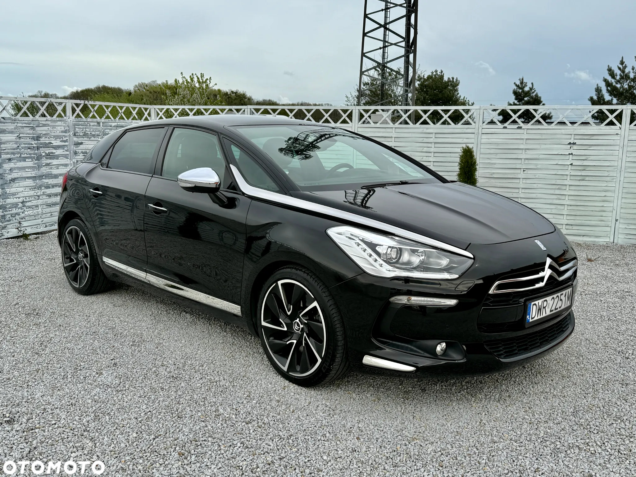 Citroën DS5 THP 200 SoChic - 4