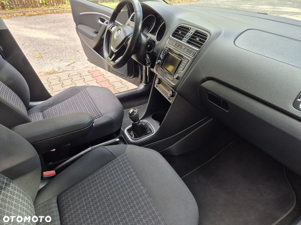 Volkswagen Polo - 17