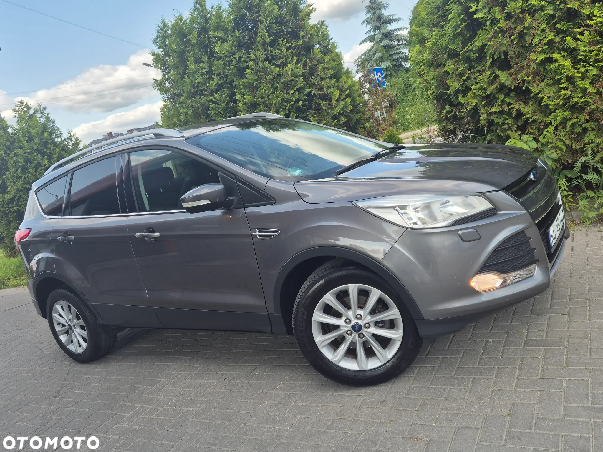 Ford Kuga - 17