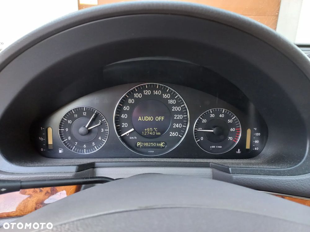 Mercedes-Benz Klasa E 200 Kompressor Automatik Elegance - 7