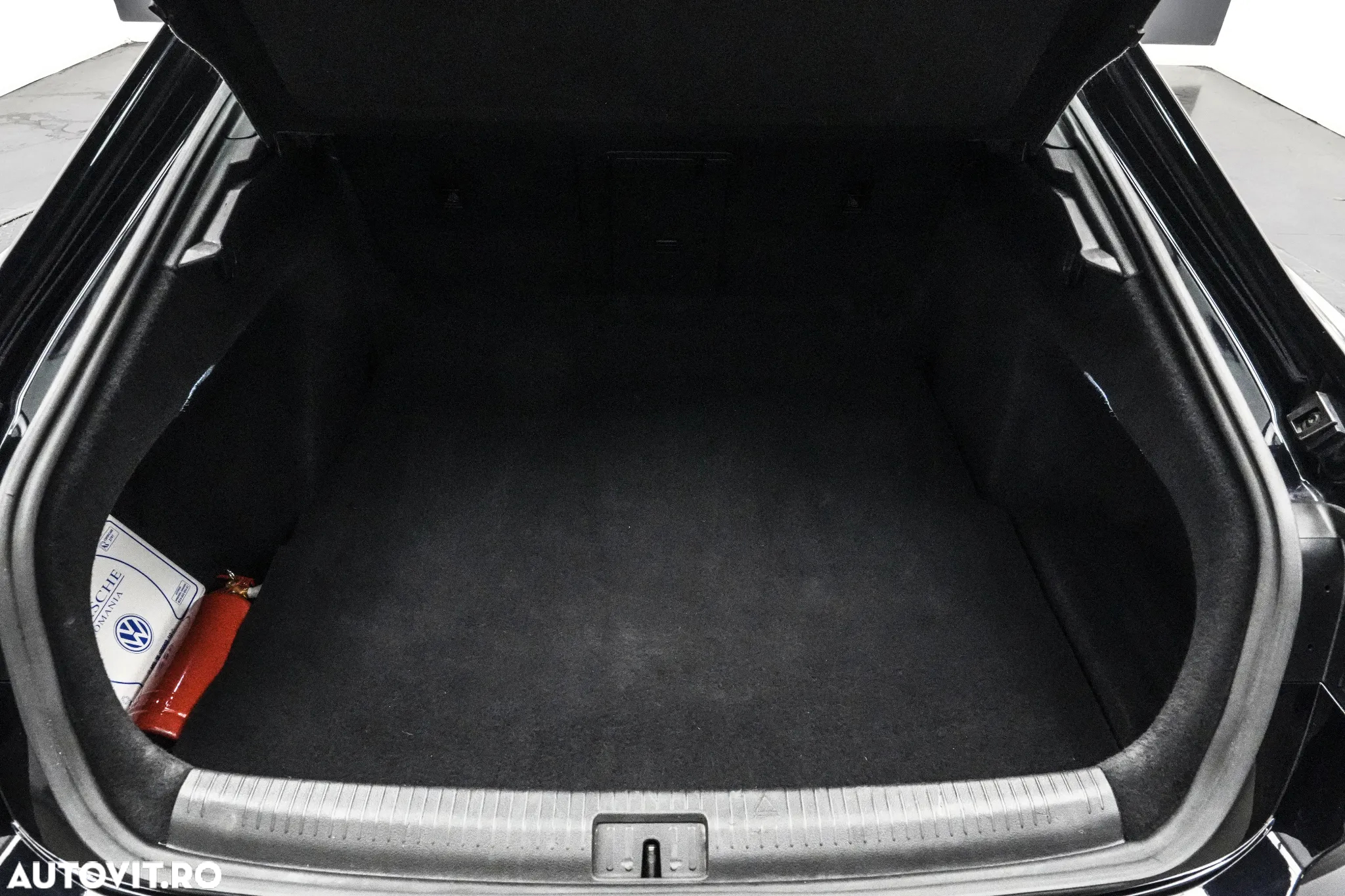 Volkswagen ARTEON 2.0 TDI 4Motion DSG R-Line - 29