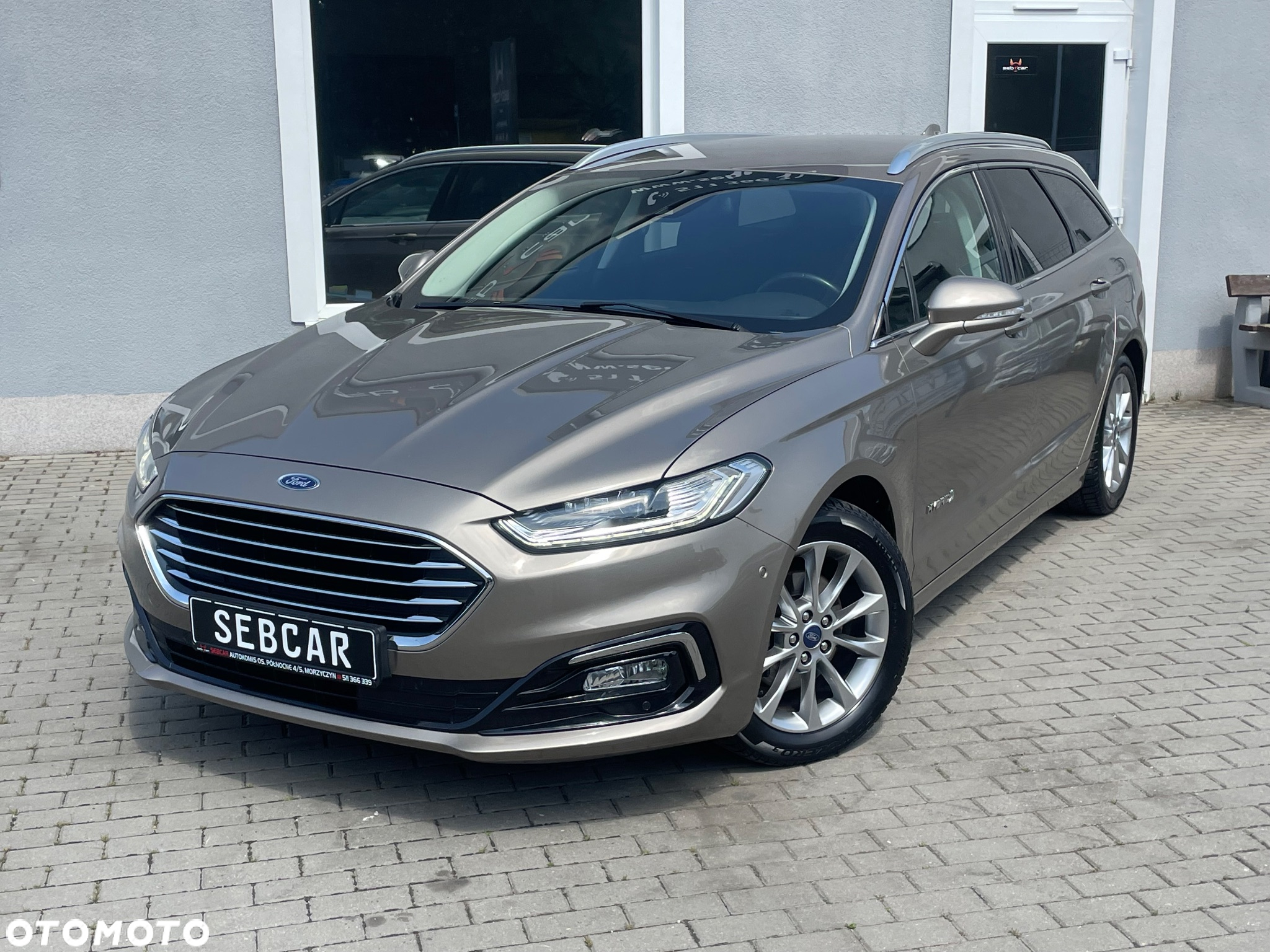 Ford Mondeo 2.0 Hybrid Titanium - 2