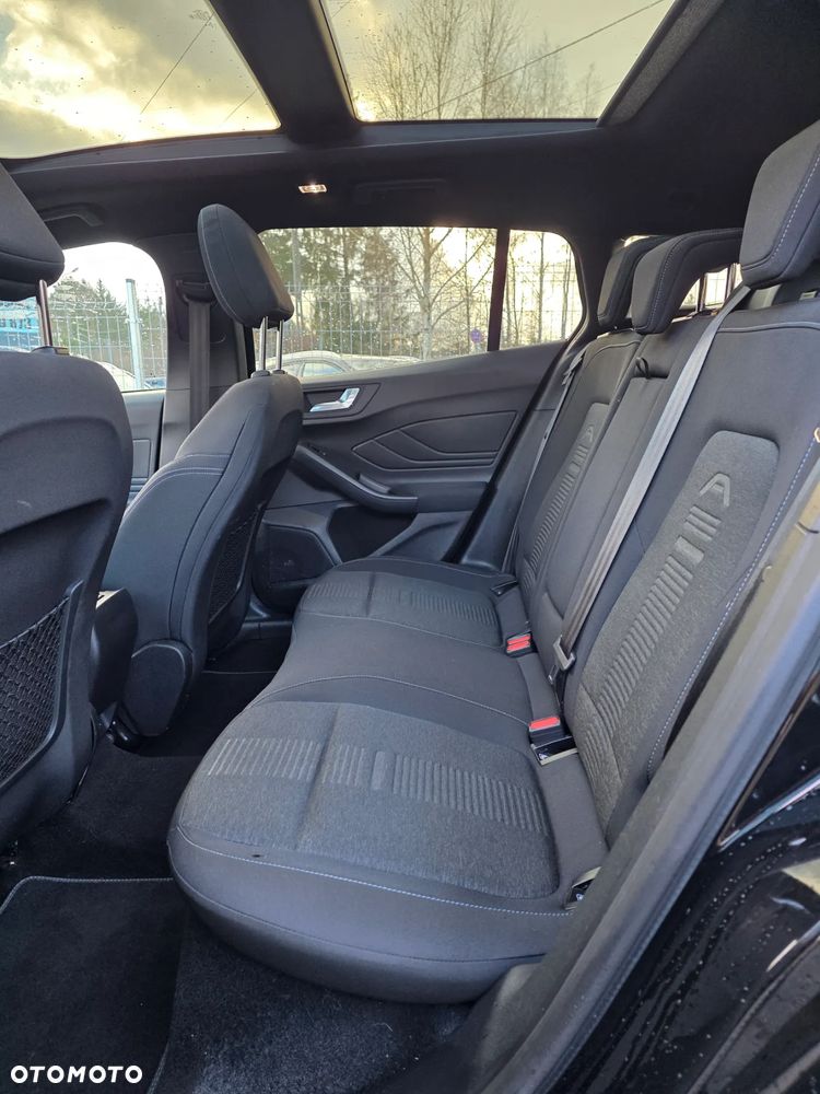 Ford Focus 1.0 EcoBoost Hybrid ACTIVE STYLE - 6