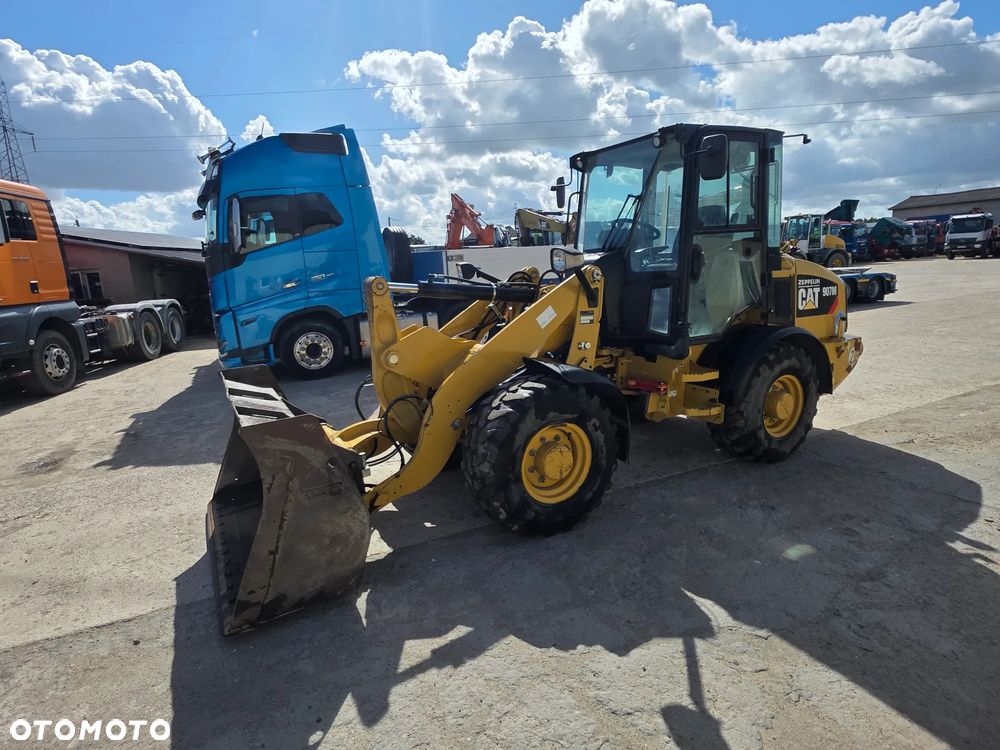 Caterpillar Cat 907M Łyżka +Widly Centr Smarowanie - 4