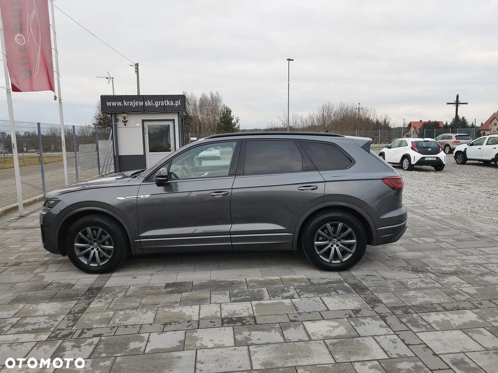 Volkswagen Touareg - 13