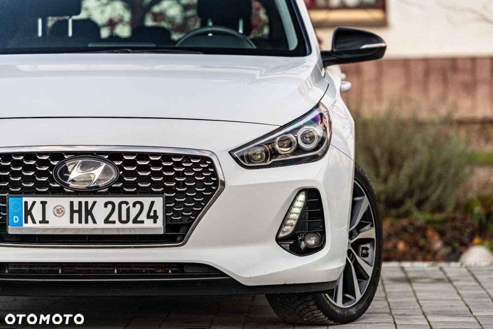 Hyundai i30 1.6 CRDi Premium - 11