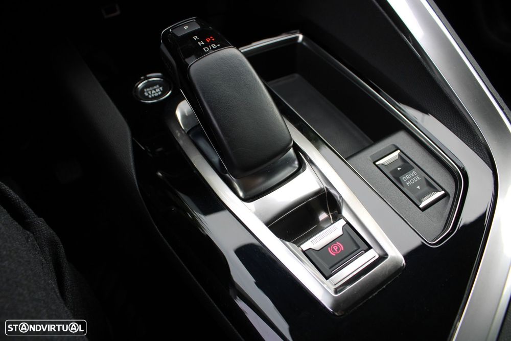 Peugeot 3008 1.6 Hybrid Allure e-EAT8 - 34