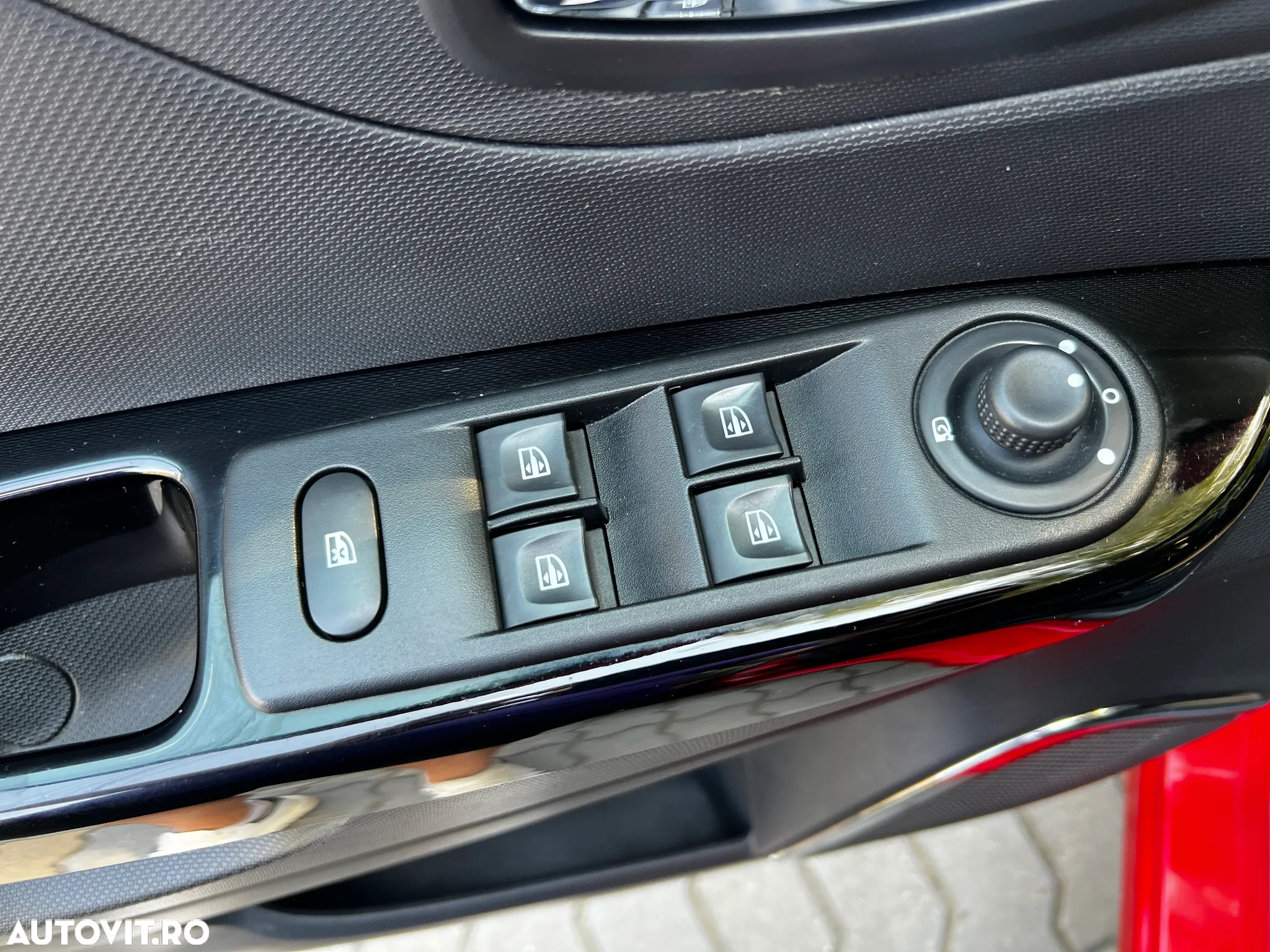 Renault Captur ENERGY dCi 110 Intens - 32
