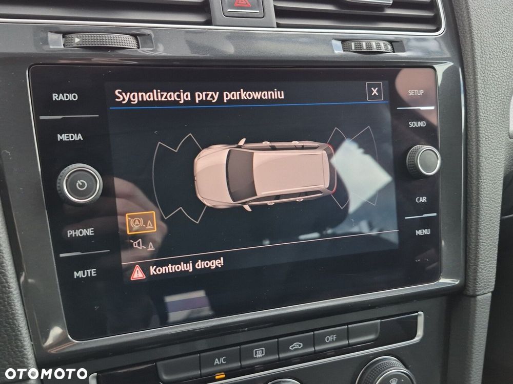 Volkswagen Golf Variant 1.0 TSI BMT Trendline - 17