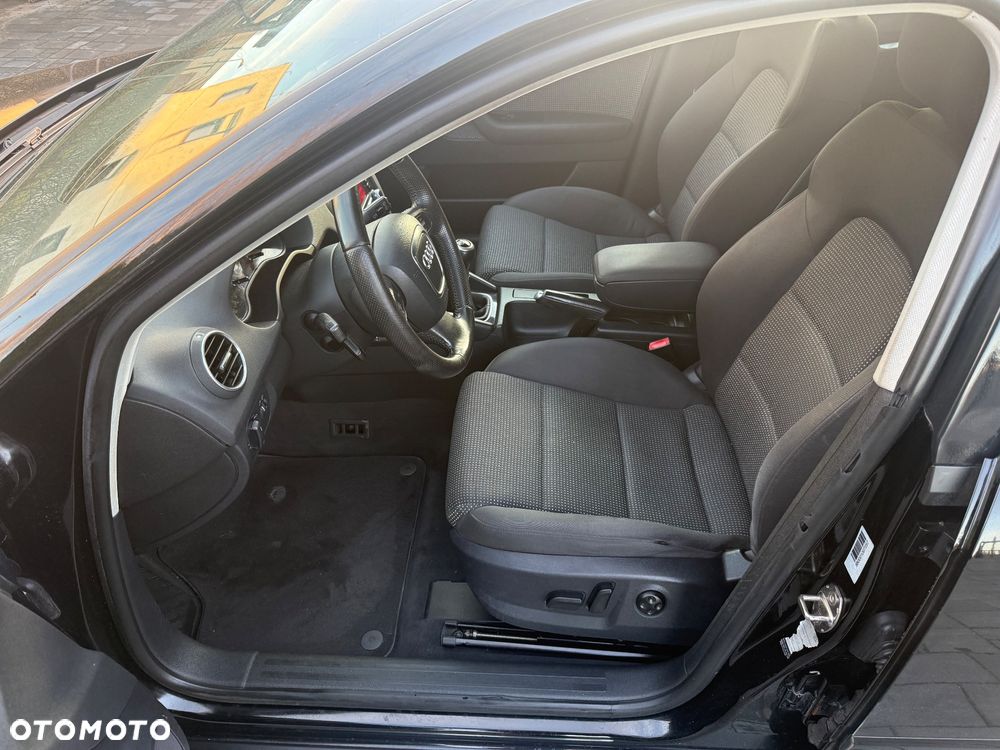 Audi A3 Sportback 1.4 TFSI Attraction - 14