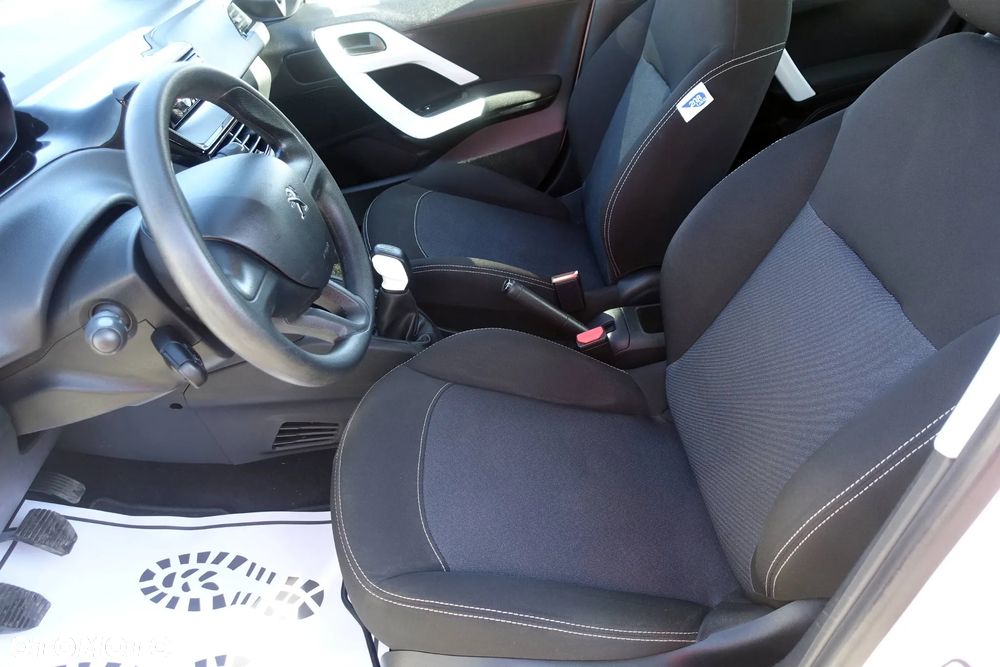 Peugeot 208 PureTech 68 Active - 10