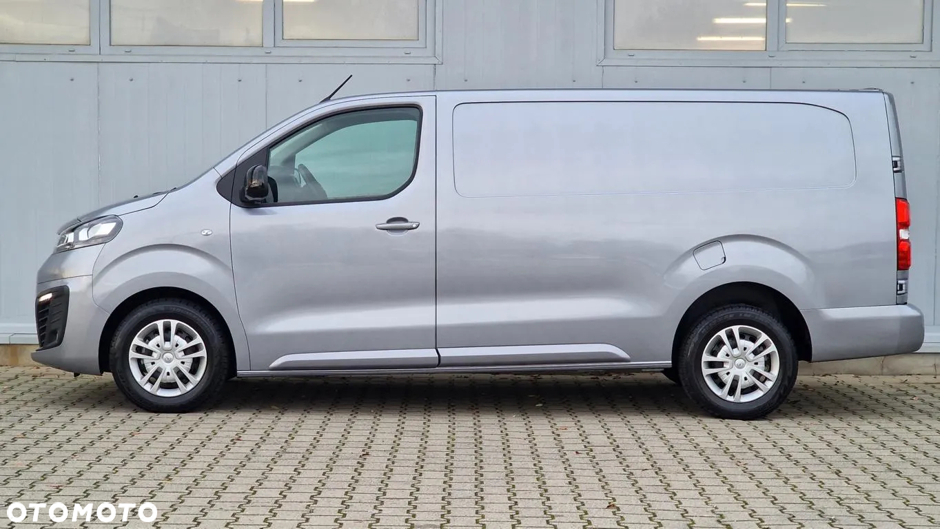 Opel Vivaro Extra Long - 9