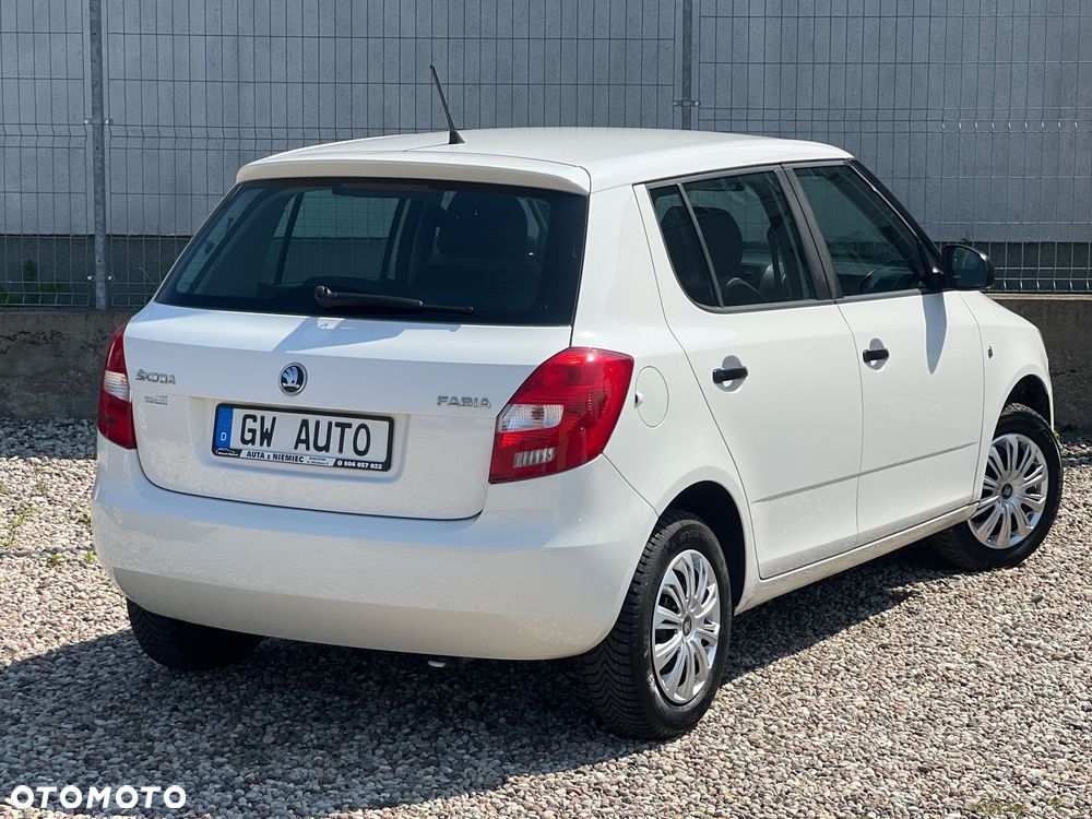 Skoda Fabia 1.2 HTP Active - 9