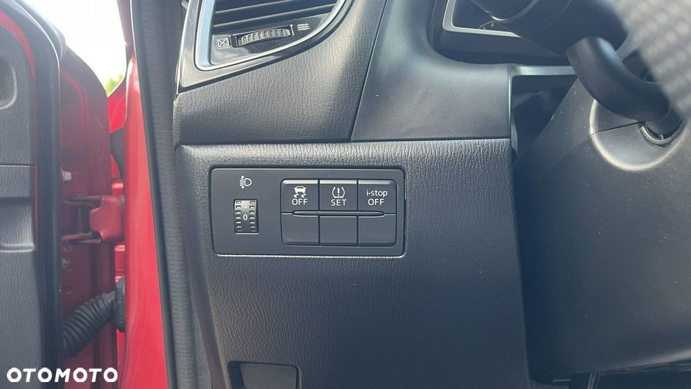 Mazda 3 - 16