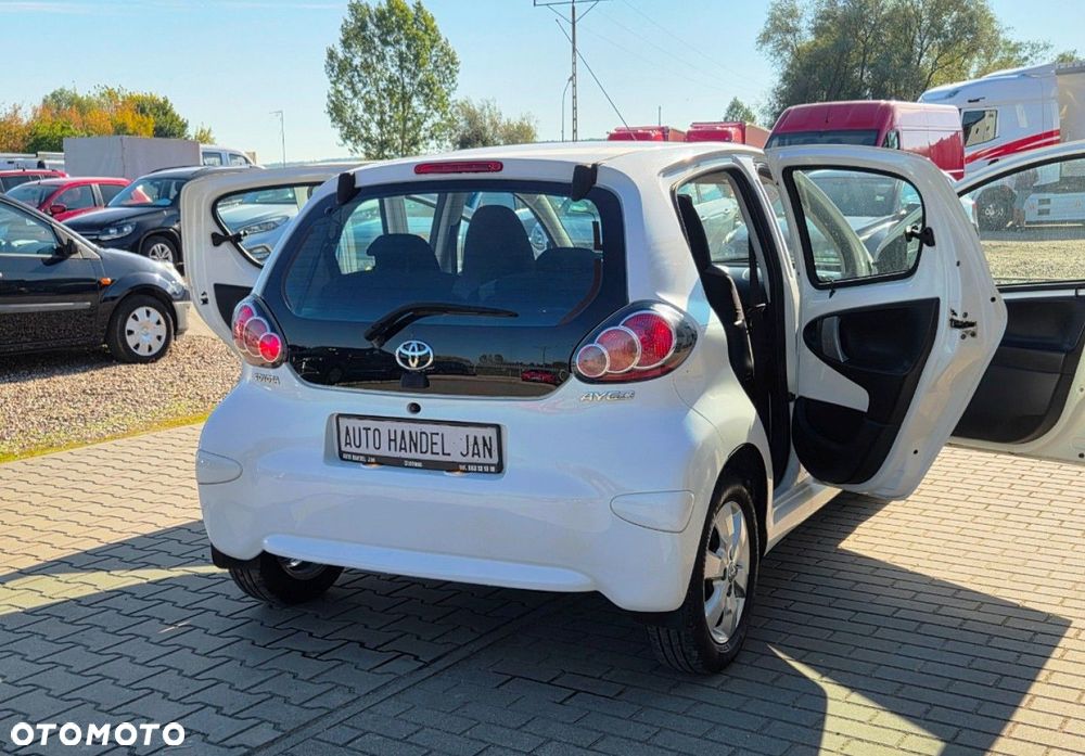 Toyota Aygo - 23