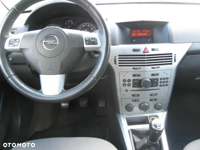 Opel Astra III 1.6 EU5 - 12