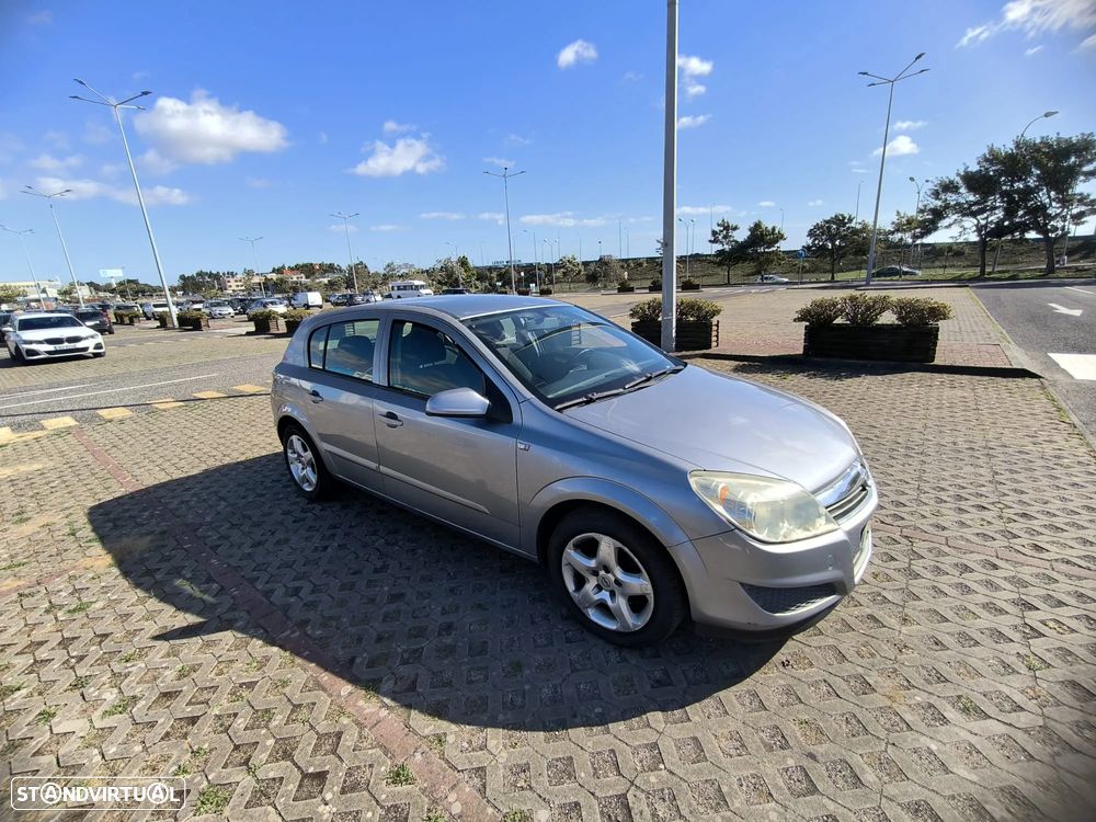 Opel Astra - 1