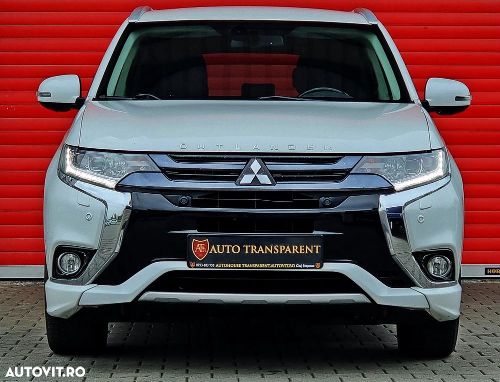 Mitsubishi Outlander 2.0 4WD - 18