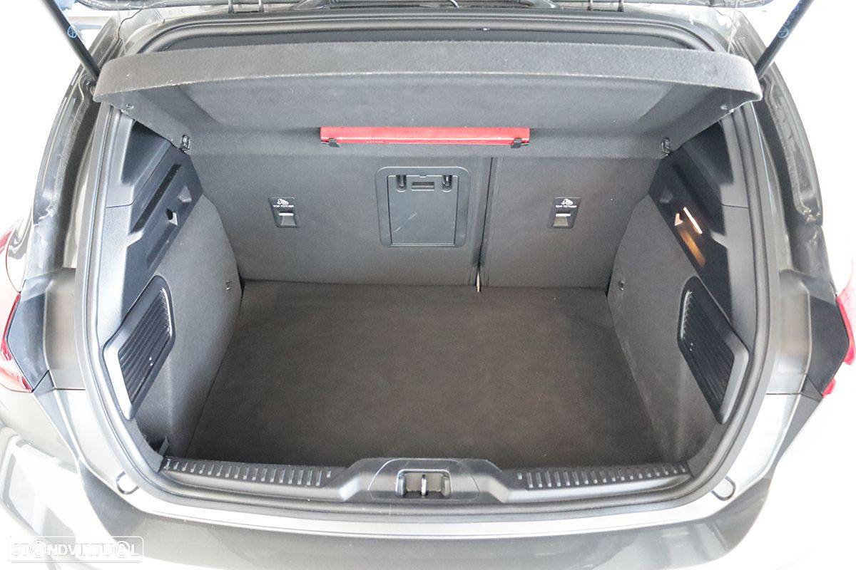 Ford Focus 1.0 EcoBoost MHEV ST-Line Aut. - 23