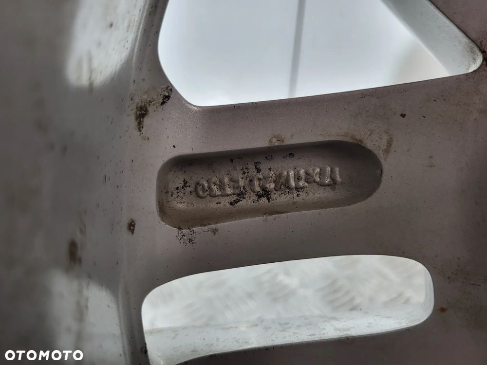 Toyota Hilux VII Felga Aluminiowa 17 - 9