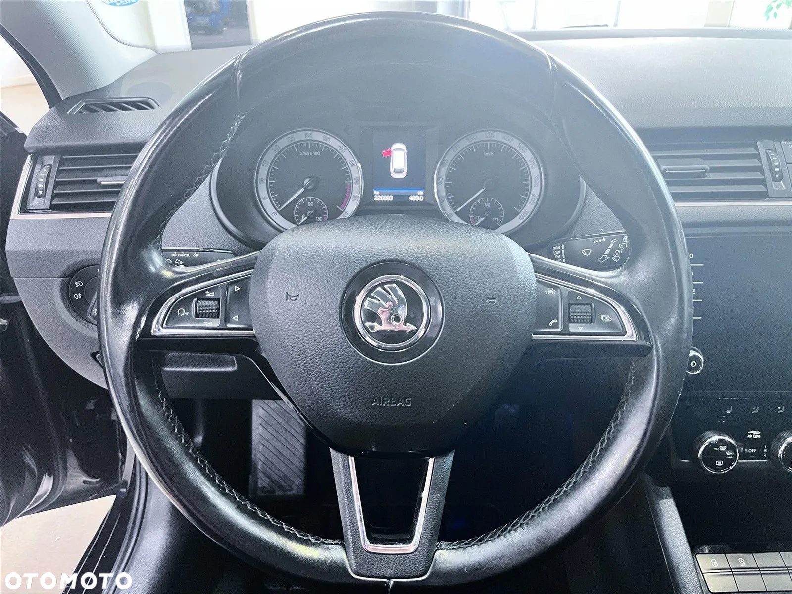Skoda Octavia 2.0 TDI Drive DSG - 11