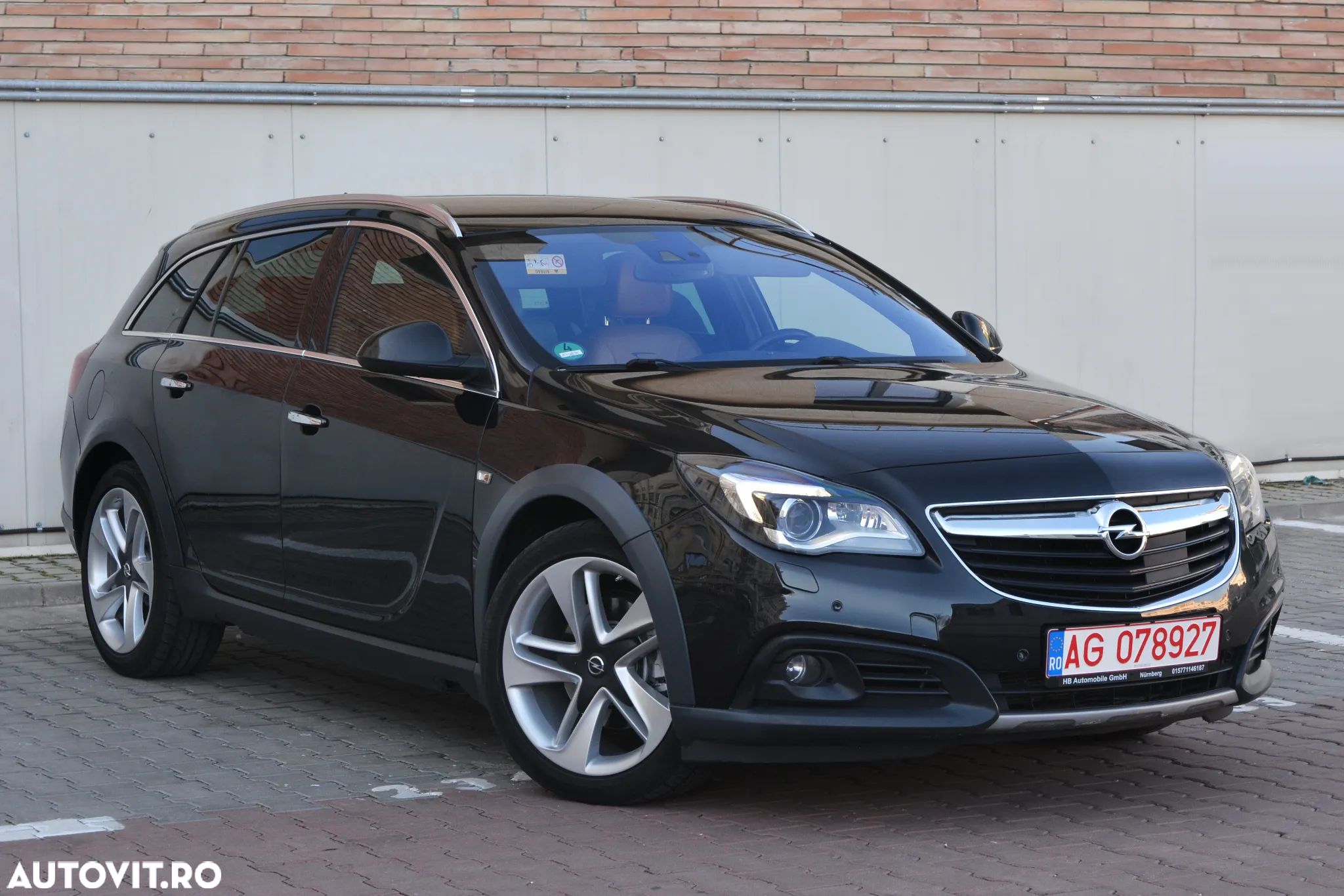 Opel Insignia 2.0 CDTI Sports Tourer 4x4 Automatik - 1