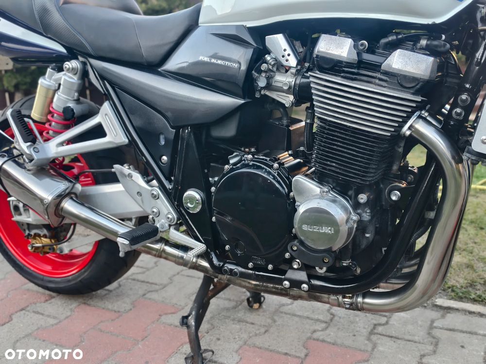 Suzuki GSX - 9