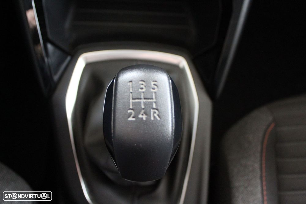 Peugeot 208 1.2 PureTech Active Pack - 18