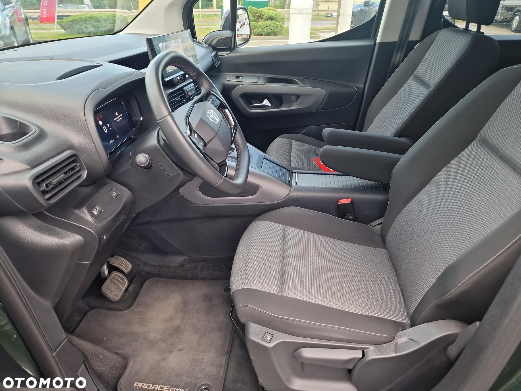 Toyota Proace City Verso 1.5 D-4D Family - 11
