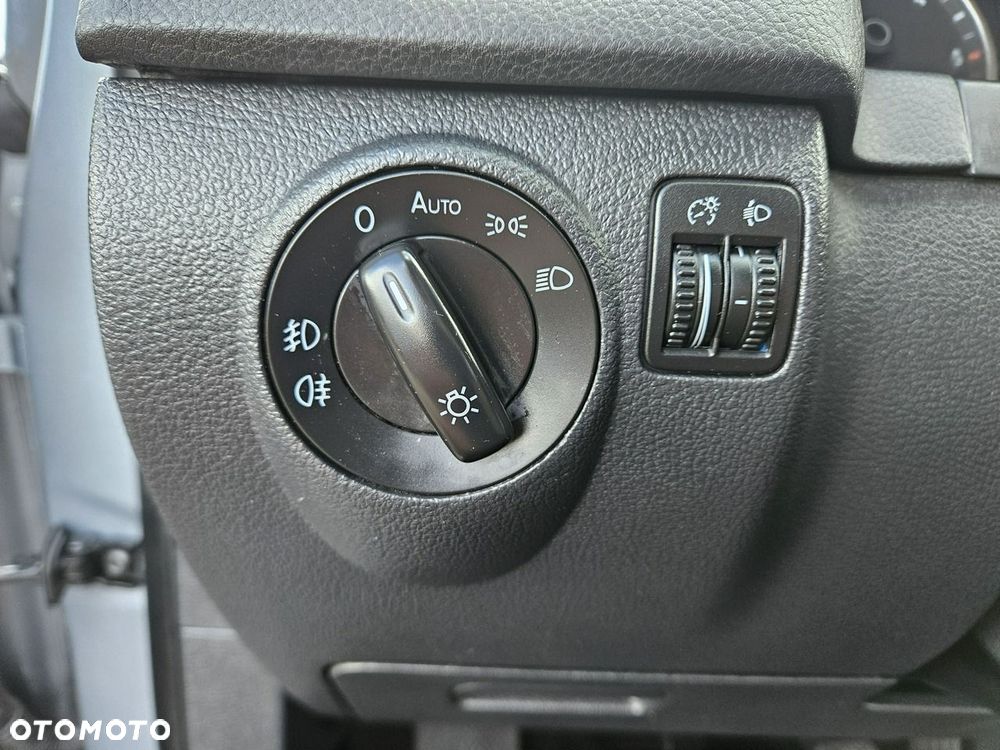 Volkswagen Tiguan - 14
