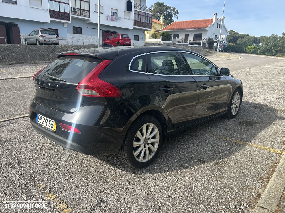 Volvo V40 1.6 D2 Summum Powershift - 4