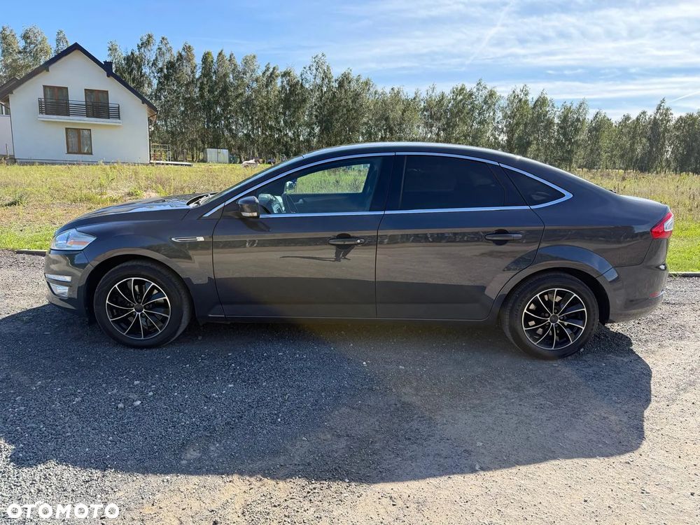 Ford Mondeo 2.0 TDCI Champions Edition - 9