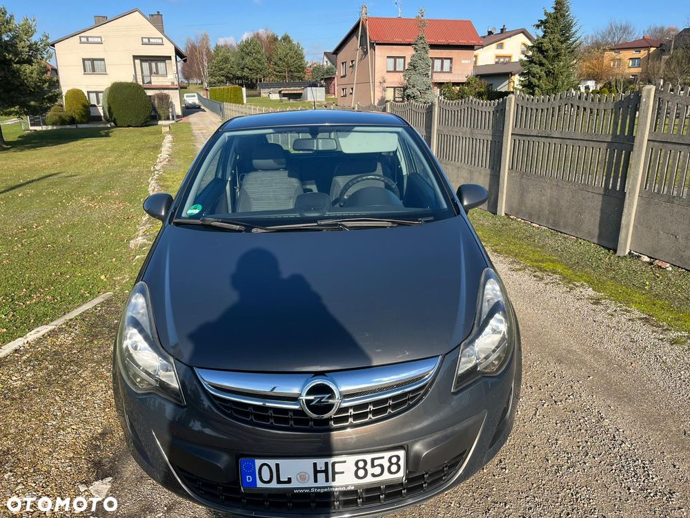 Opel Corsa 1.4 16V Innovation - 10