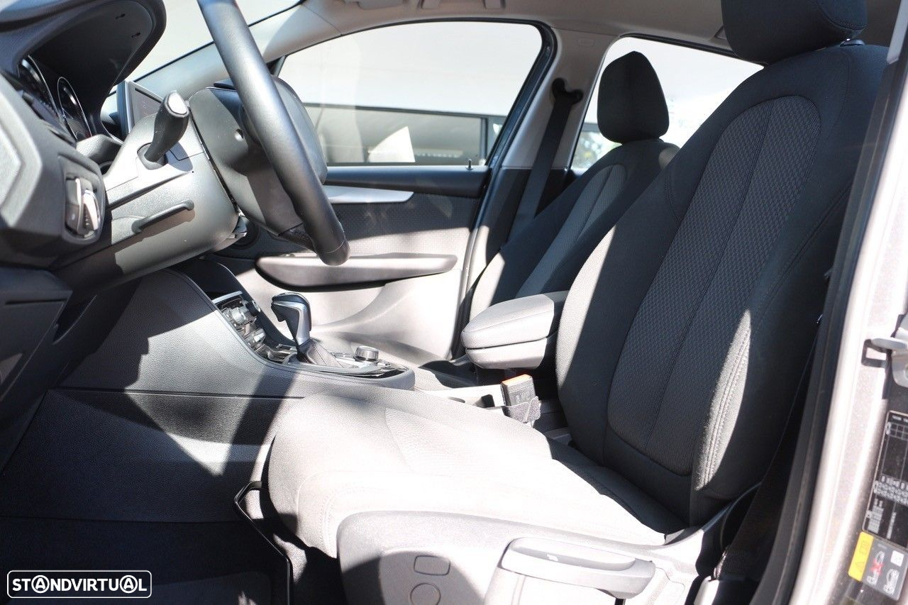 BMW 225xe Active Tourer Advantage - 11