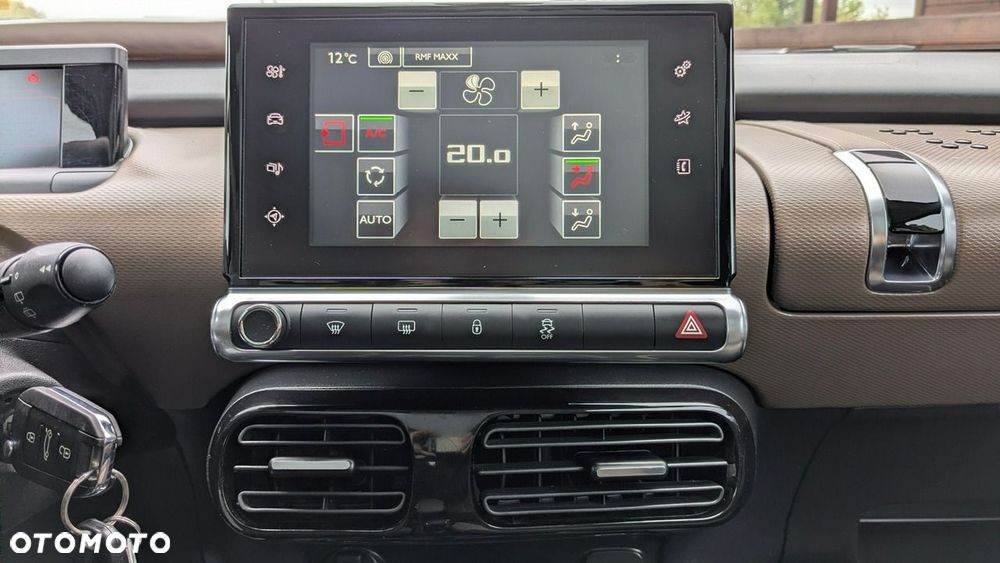 Citroën C4 Cactus 1.2 PureTech Shine Edition S&S - 28