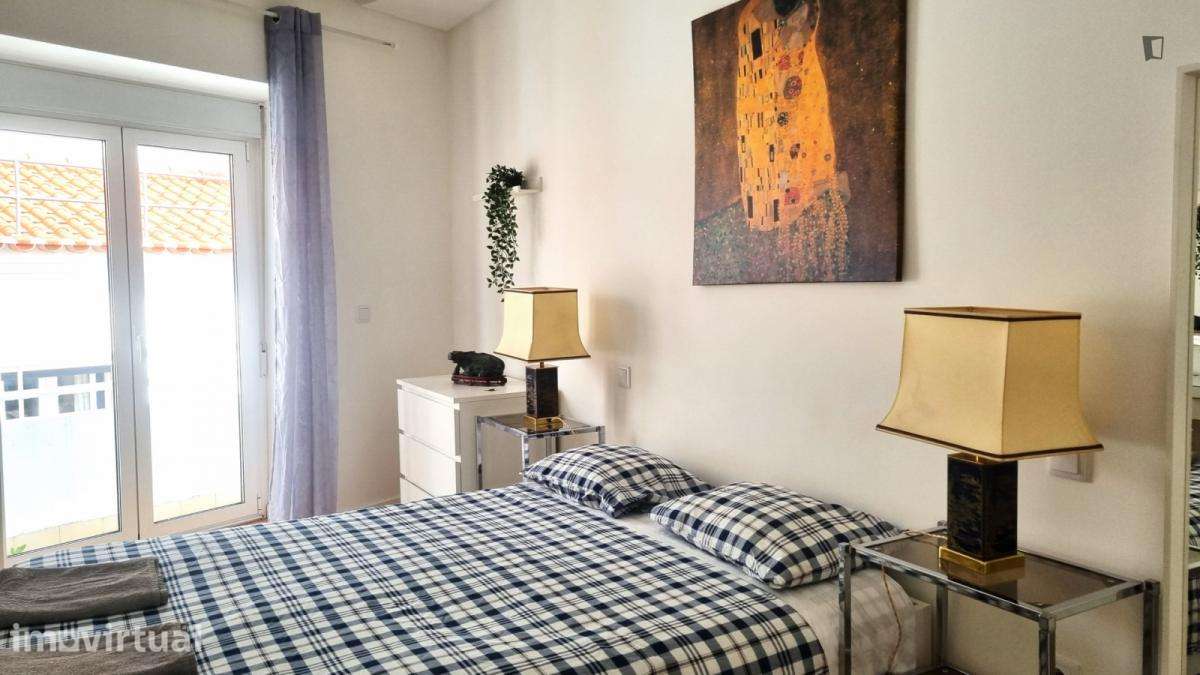 Apartamento com 2 quartos - localizado em Intendente Lisbon - Grande imagem: 2/32